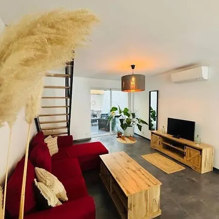 En Petite Camargue Apartment Saint-Laurent-d'Aigouze