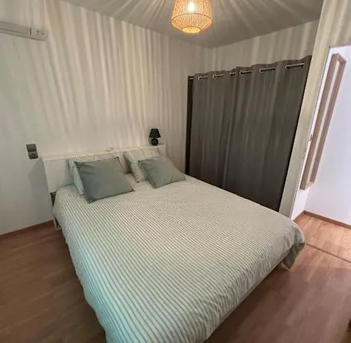 Lägenhet En Petite Camargue *